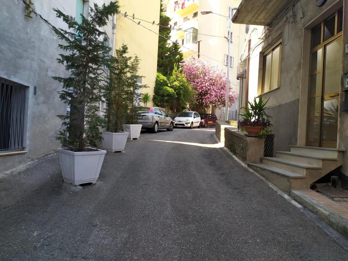 Top Apartment Catanzaro Exterior photo